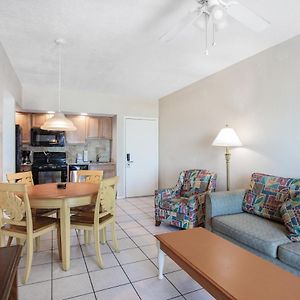 1 Queen Bed One-Bedroom Suite Non-Smoking
